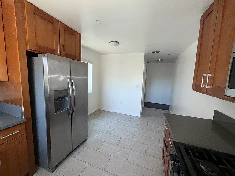 3317 Bagley Ave #5 — Photo 9
