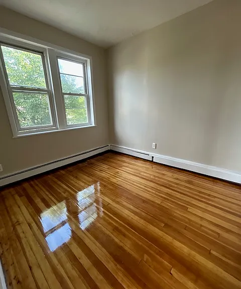 538 Bayway Ave #2 — Photo 5
