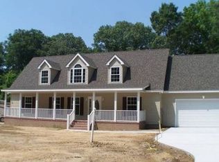 133 Kitty Dr, Yorktown, VA 23692