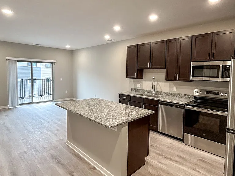 620 Research Dr — Photo 13