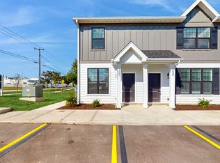 1432 Naperville Wheaton Rd, Naperville, IL 60563