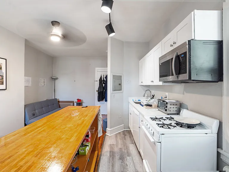 3310 Hamilton St #3 — Photo 6