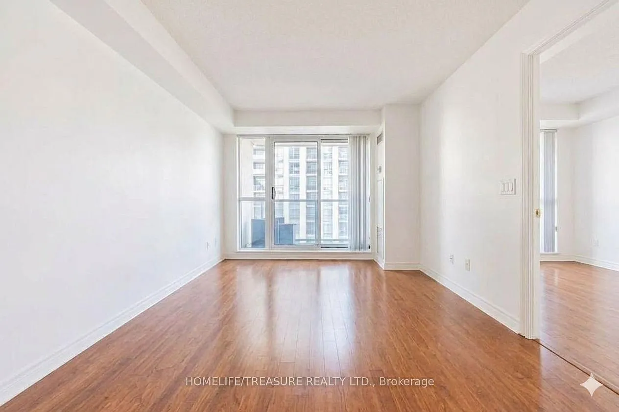 5 Michael Power Pl — Photo 4