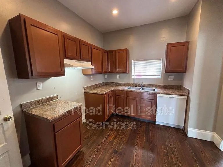 5310 Carthage Ave — Photo 11