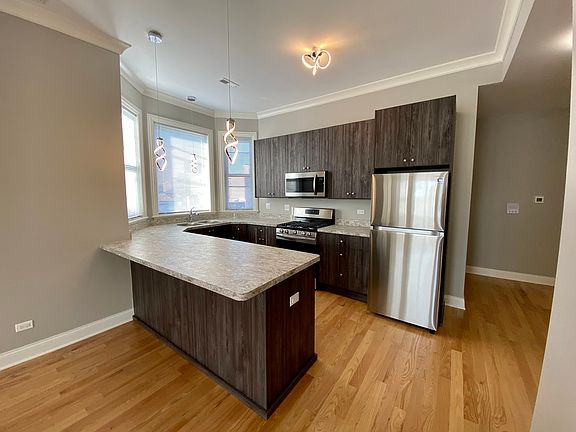 2nd image of 2308 W Taylor St #3