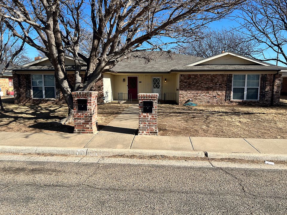 front of duplex (home is on the right side)