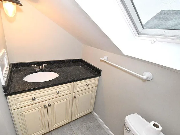 120 Main St #3 — Photo 23