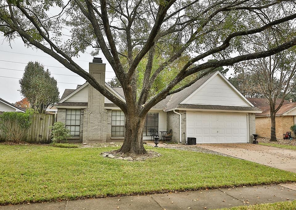 1st image of 10027 Horseshoe Bend Dr