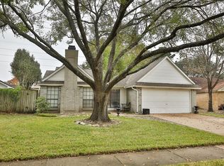 10027 Horseshoe Bend Dr, Houston, TX 77064
