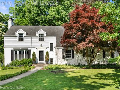 28051 Santa Barbara Dr, Lathrup Village, MI, 48076