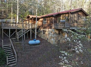 104 Sourwood Dr, Blue Ridge, GA 30513