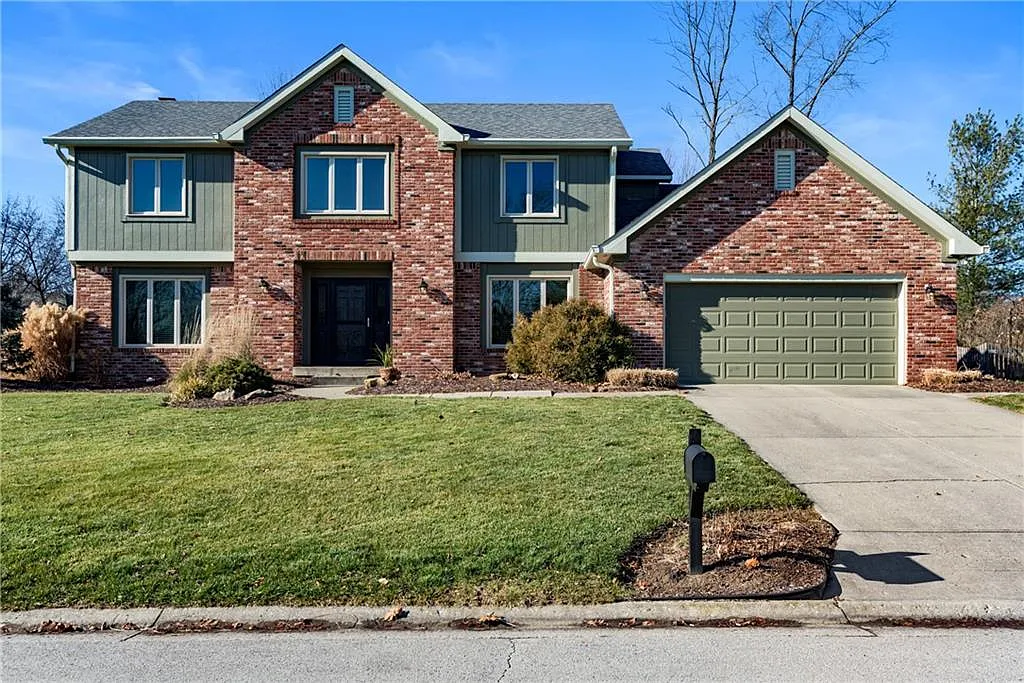 184 Berkshire Ln photo 1