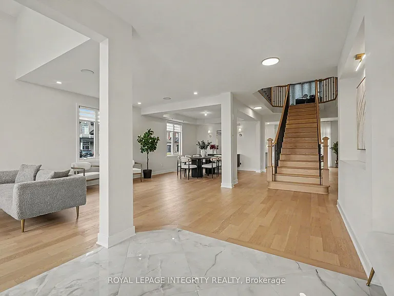 660 Miikana Rd — Photo 3
