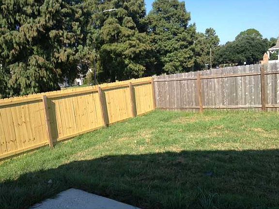 3rd image of 3600 Timber Ct