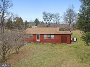 12 Secret Pl, Harpers Ferry, WV 25425