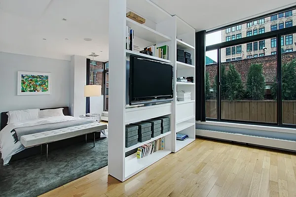 Sold by Corcoran | media 16