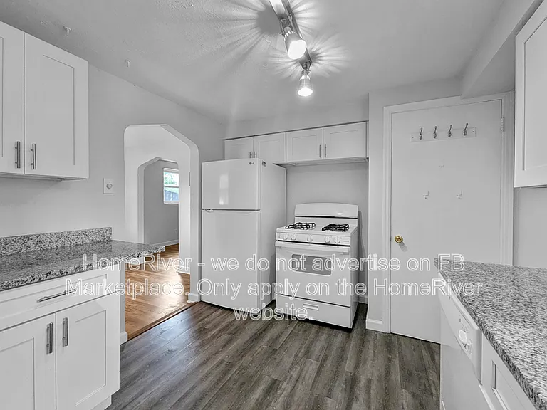 401 Fernhill Ave — Photo 4