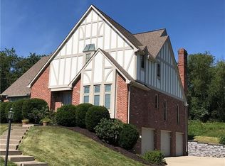 2416 Traci Dr, Pittsburgh, PA