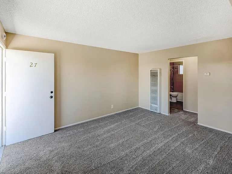 The Garden Apartments — Photo 20