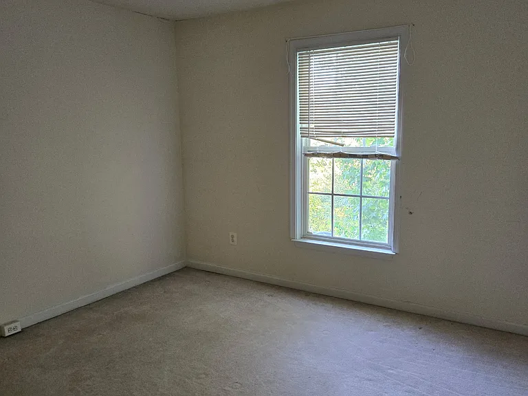1244 Corbett Pl — Photo 25