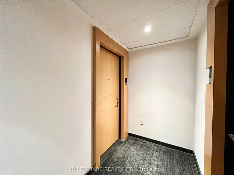 11 Wellesley St W #3005 — Photo 5