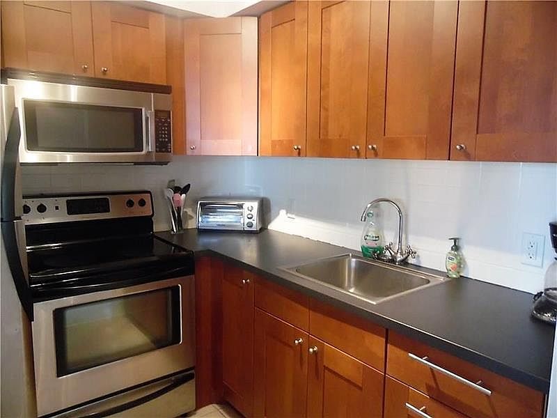 2nd image of 264 Durham Cir #G