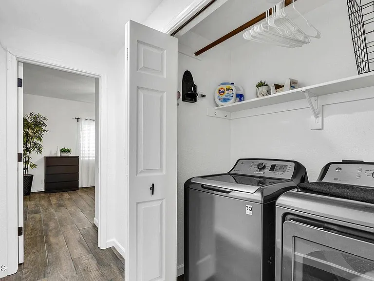 1610 N Stapley Dr #111 — Photo 11