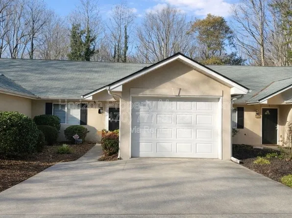 3955 Hidden Hollow Dr, Gainesville, GA 30506