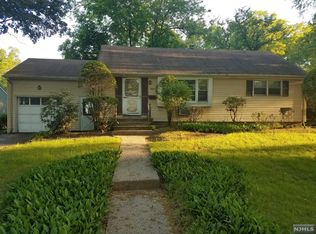 399 Gregory Rd, Paramus, NJ 07652