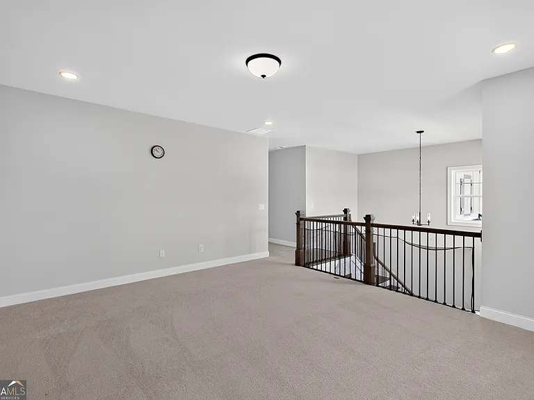 242 Tillman Pass — Photo 21