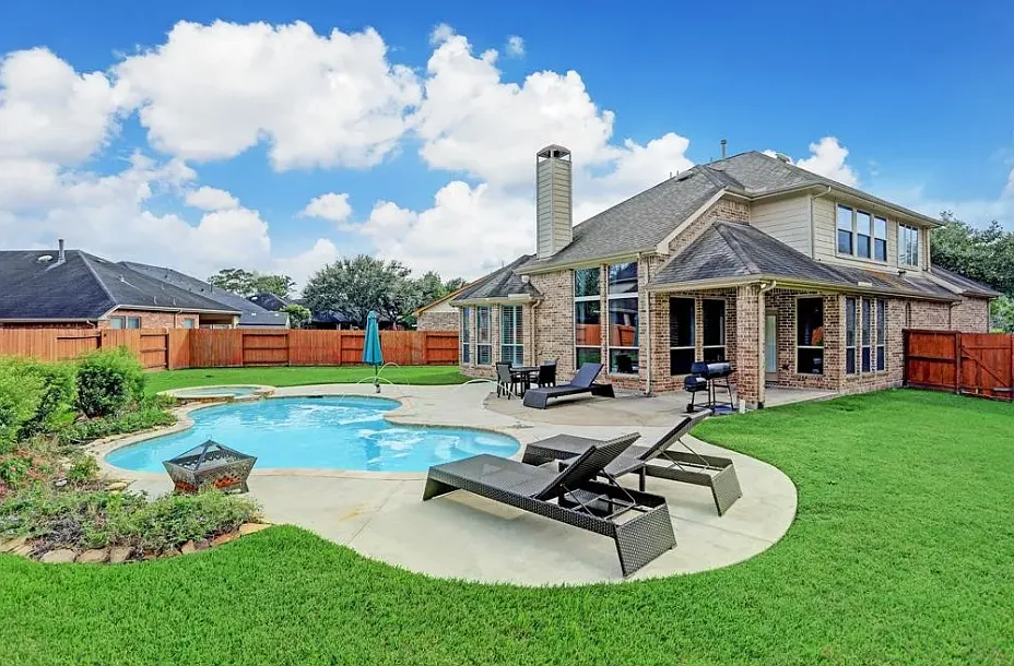 14326 Ellis Springs Ln