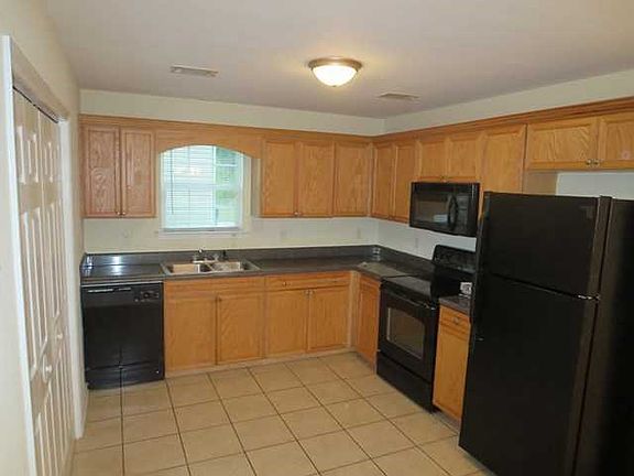 2nd image of 1712 Almond Tree Pl #B