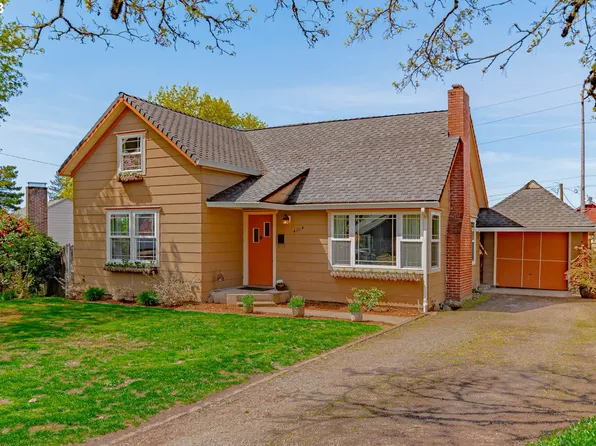 4104 NW Fir St, Vancouver, WA 98660