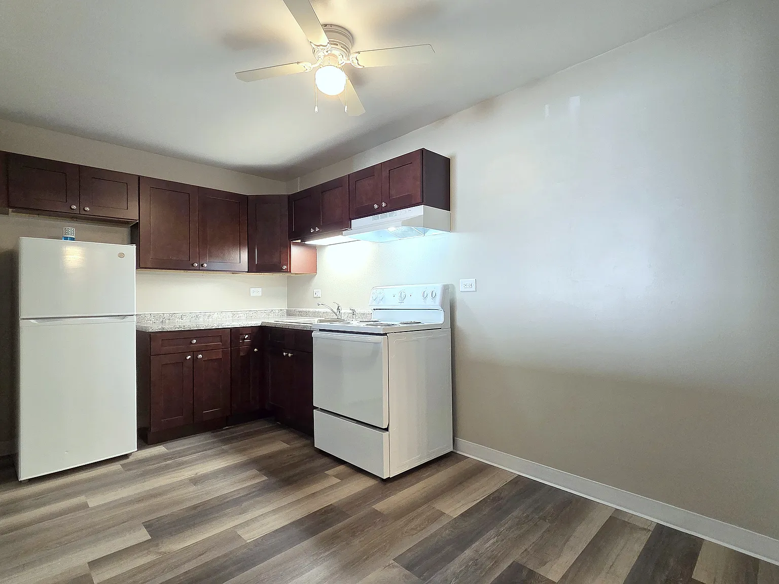1 bed, 650 sqft, $1,450 — Photo 3