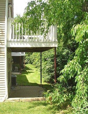 5th image of 324 Rolling Meadows Dr