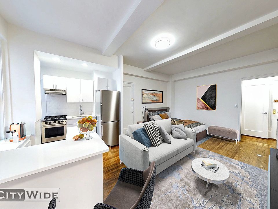 1st image of 140 E 46th St Penthouse 9W