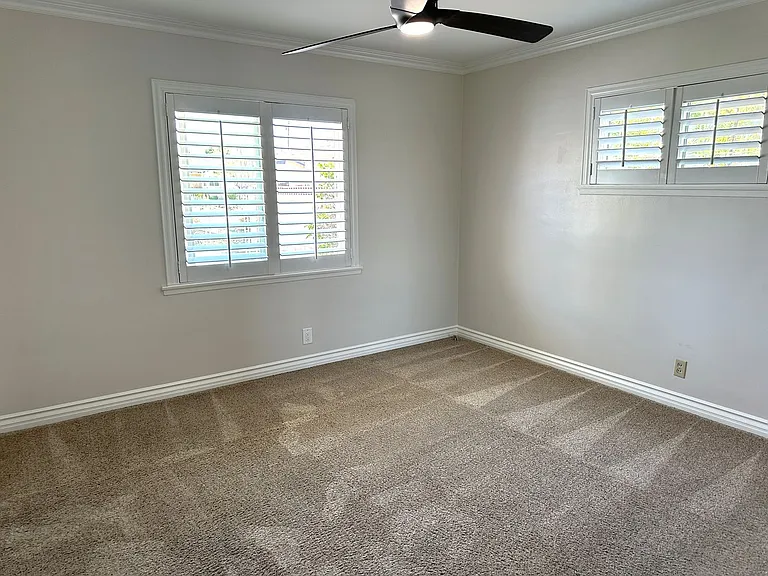 1420 E Lomita Ave — Photo 10