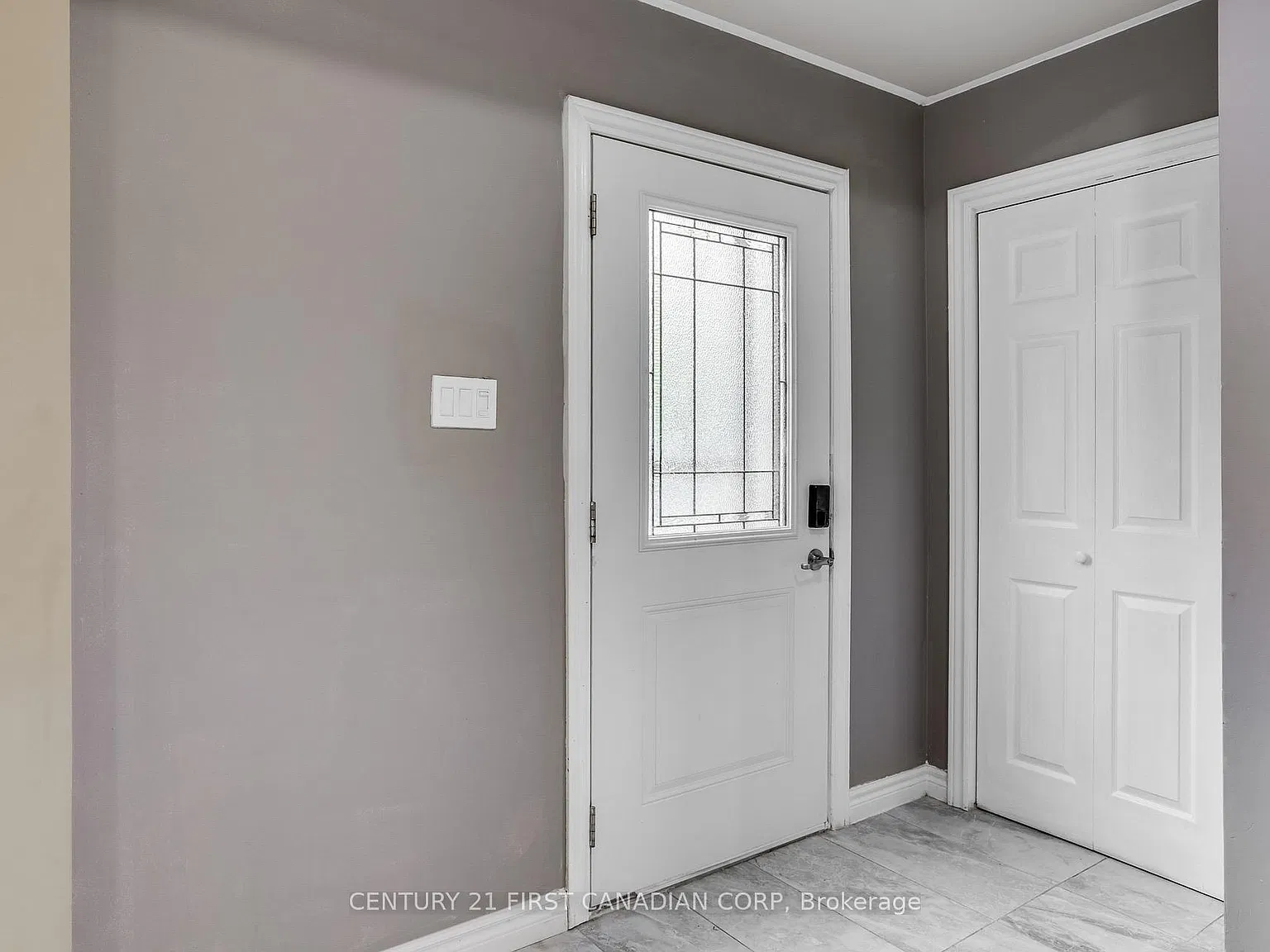 3 bed, $2,265 — Photo 4
