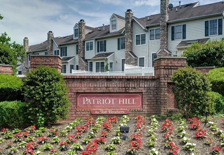 197 Patriot Hill Dr — Photo 1