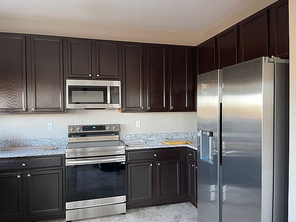 Kitchen- new countertop & appliances