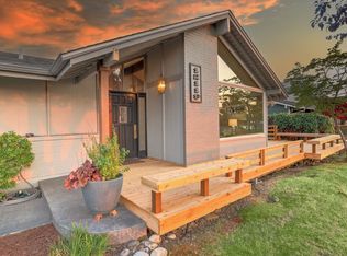 12119 SE 16th Pl, Bellevue, WA 98005