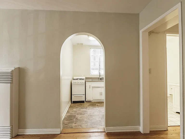 478 Landfair Ave — Photo 20