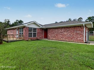 28 Marlin Ln, Mchenry, MS 39561