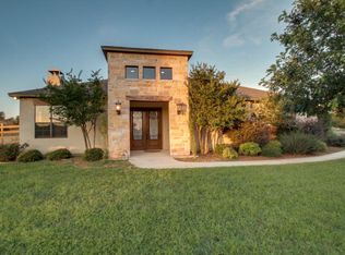 220 Blue Bird Ln, Kerrville, TX 78028