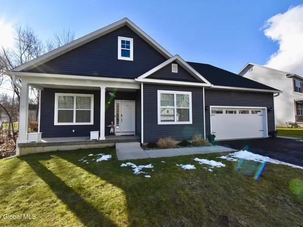 29 Timber Creek Drive, Ballston Lake, NY 12019