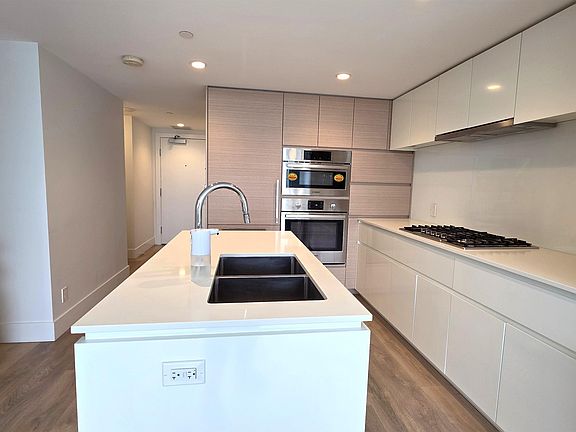 3rd image of 6900 Pearson Way #1306