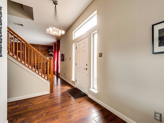 3rd image of 3406 Palmtree Dr