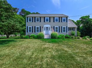 15 Marvin Cir, Falmouth, MA 02540