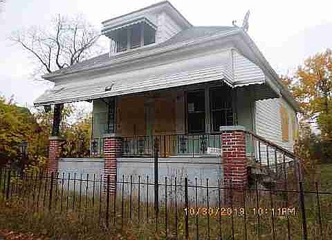 2139 Meade