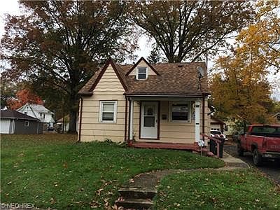 1st image of 597 Hazelwood Ave SE